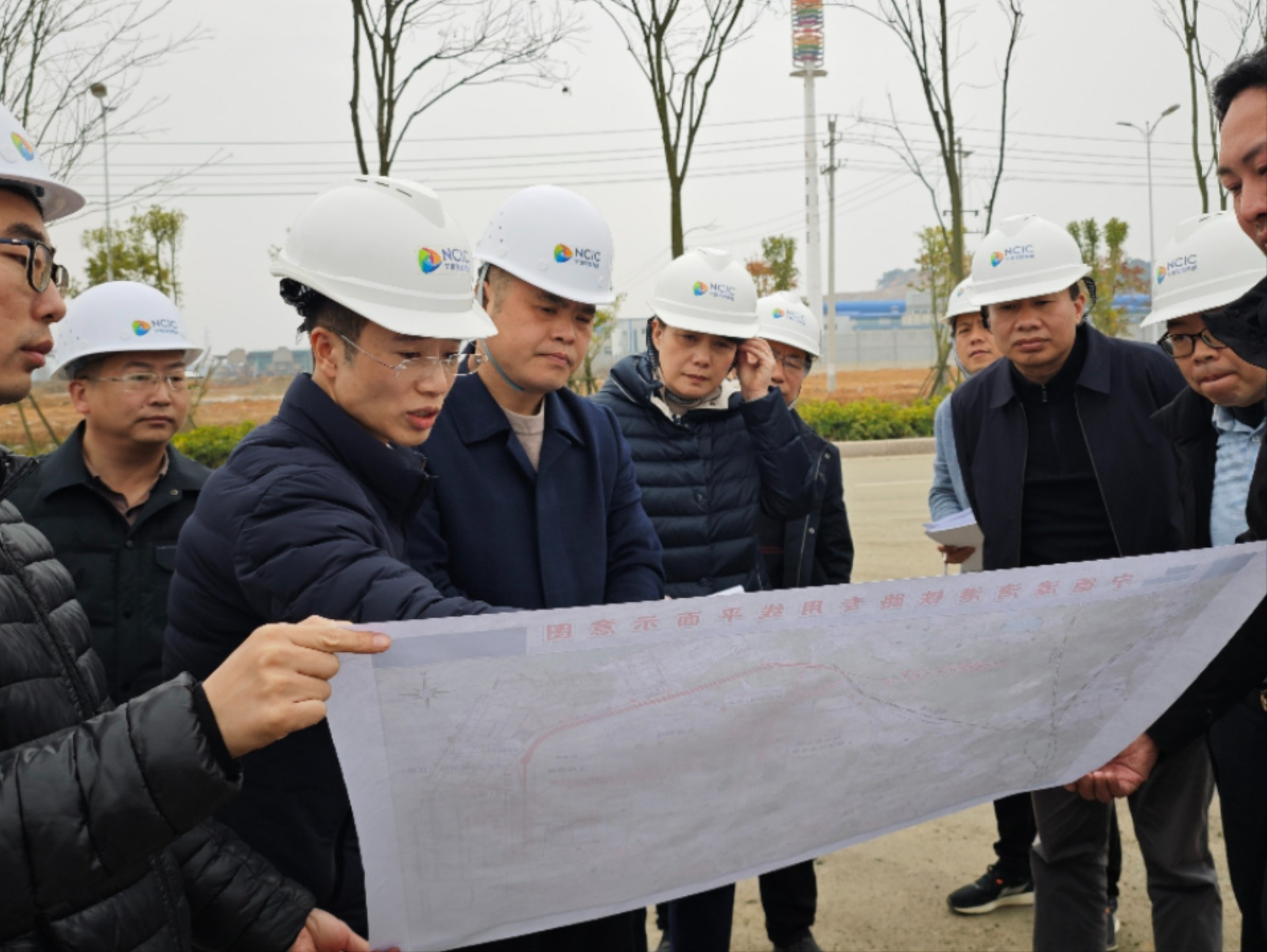 2024-2-29市交投集團(tuán)領(lǐng)導(dǎo)深入市交投物流集團(tuán)項(xiàng)目一線調(diào)研，章佳琦拍攝2.jpg